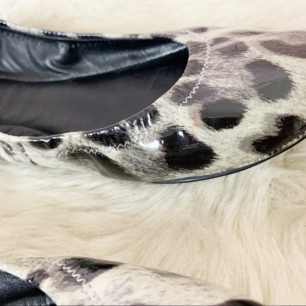 Tory Burch Eddie Snow Leopard Ballet Flats 6 - Picture 11 of 11
